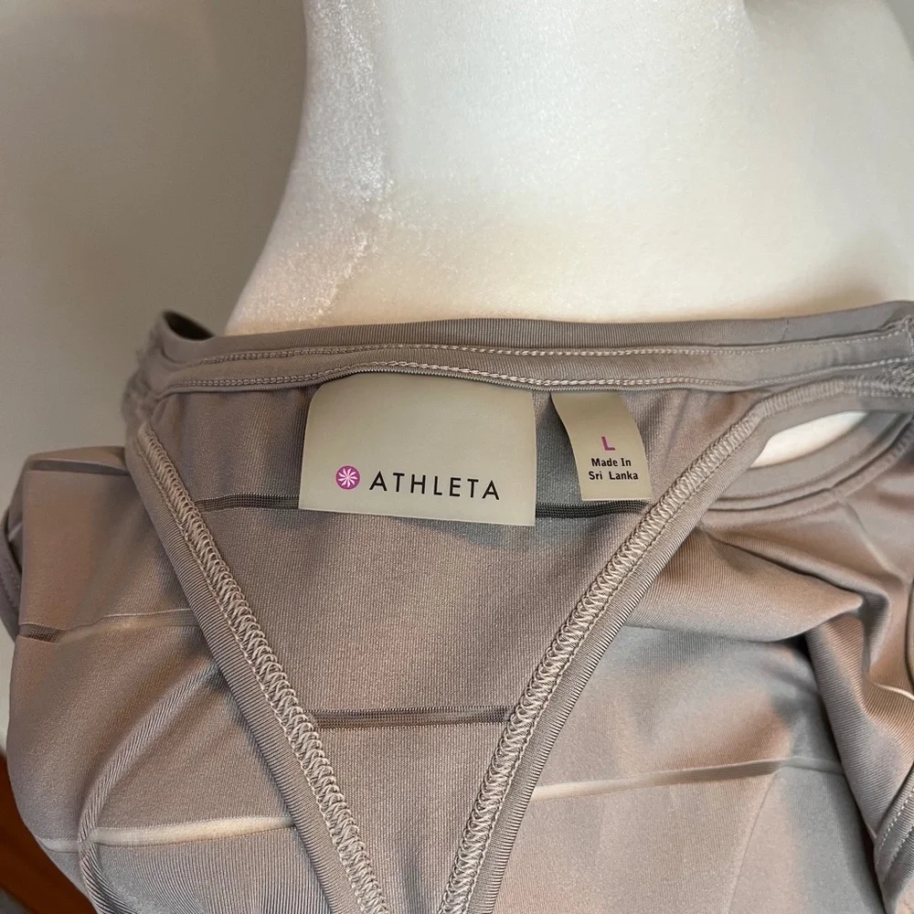 (SOLD) ATHLETA Racerback Tank Top | Large - Picture 5 of 12